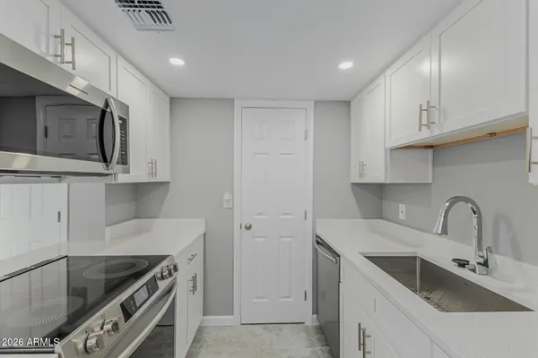 $229,900 | 4733 East Belleview Street, Phoenix, AZ 85008