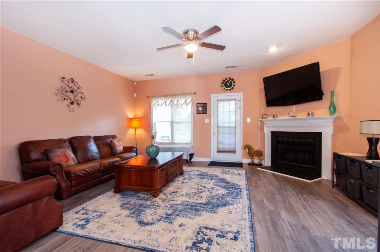 809 Genford Court Raleigh, NC 27609 - Photo 7 of 26 Gallery Image 7