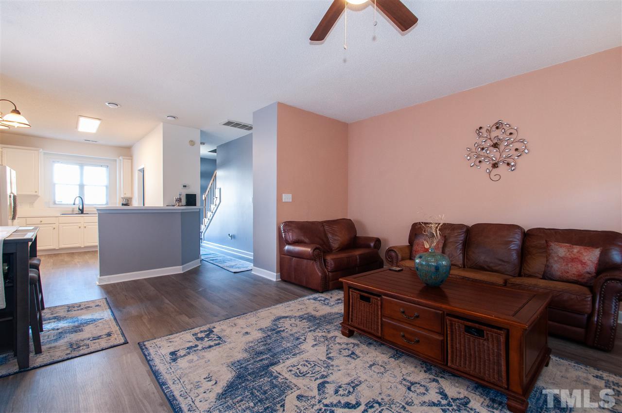 809 Genford Court Raleigh, NC 27609 - Photo 9 of 26 Gallery Image 9