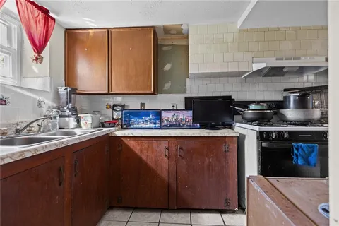 $595,000 | 41 Mt Pleasant View Avenue, Cumberland, RI 02864