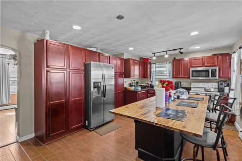 $595,000 | 41 Mt Pleasant View Avenue, Cumberland, RI 02864