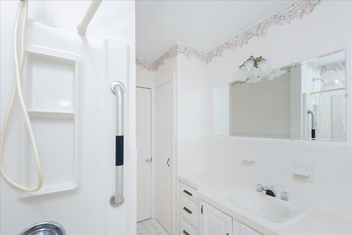 2 Homestead Circle Hampton, NH 03842 - Photo 12 of 36