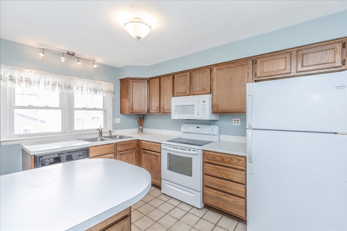 2 Homestead Circle Hampton, NH 03842 - Photo 20 of 36