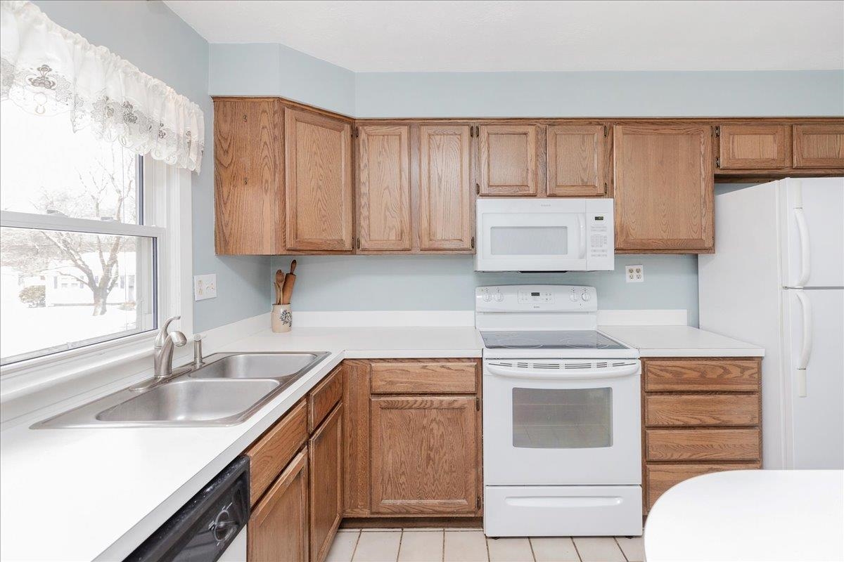 2 Homestead Circle Hampton, NH 03842 - Photo 21 of 36