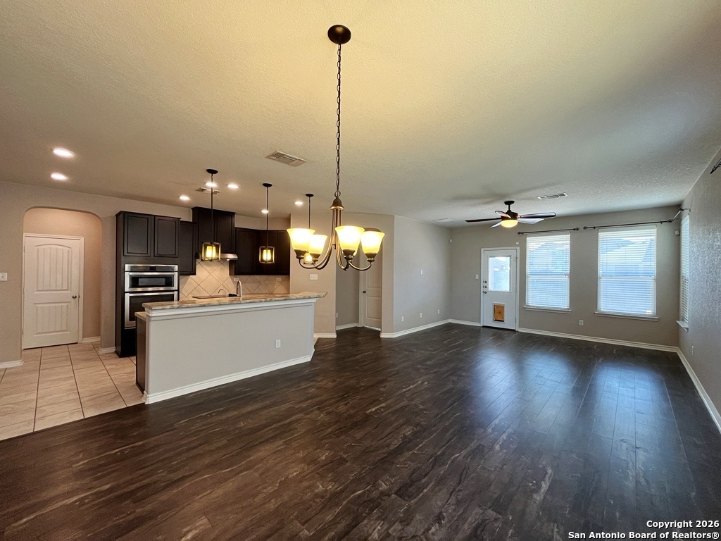 6830 Foster Fields Converse, TX 78109 - Photo 14 of 54