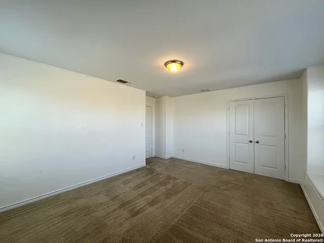 $2,400 | 6830 Foster Fields, Converse, TX 78109