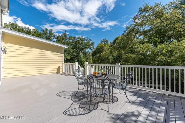 $675,000 | 253 South Lang Avenue, Long Beach, MS 39560