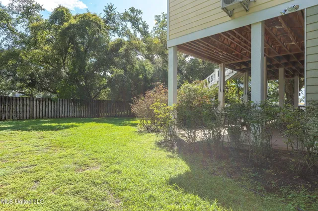 $675,000 | 253 South Lang Avenue, Long Beach, MS 39560