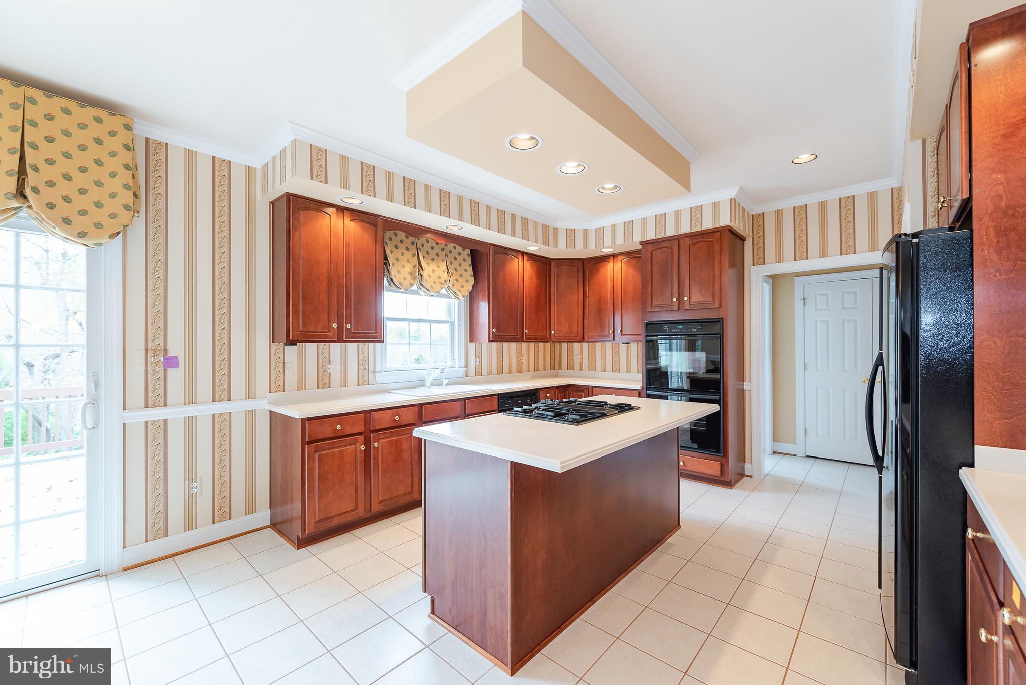 13705 Milbert Ridge Drive Baldwin, MD 21013 - Photo 24 of 64 Kitchen