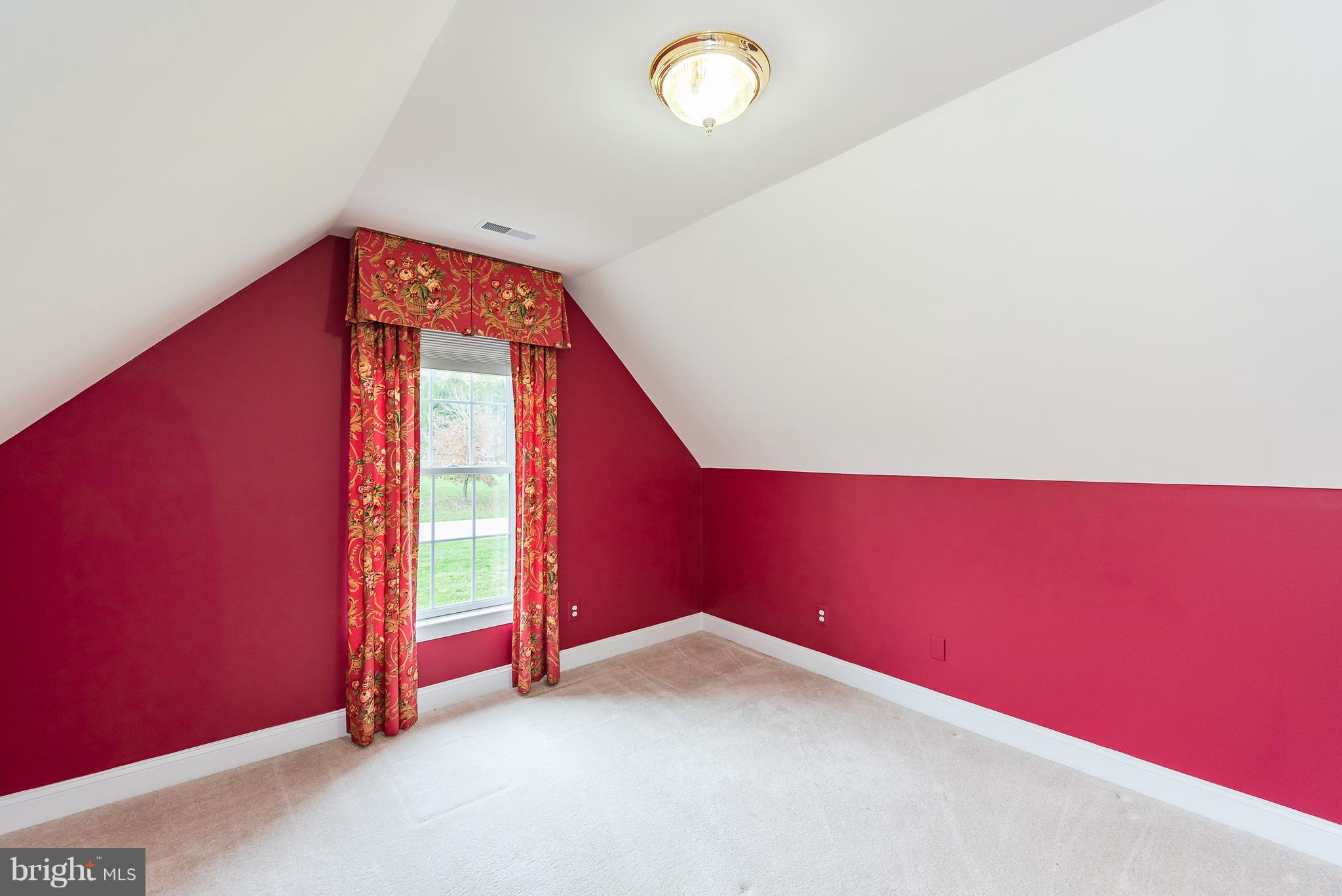 13705 Milbert Ridge Drive Baldwin, MD 21013 - Photo 34 of 64 Master bedroom