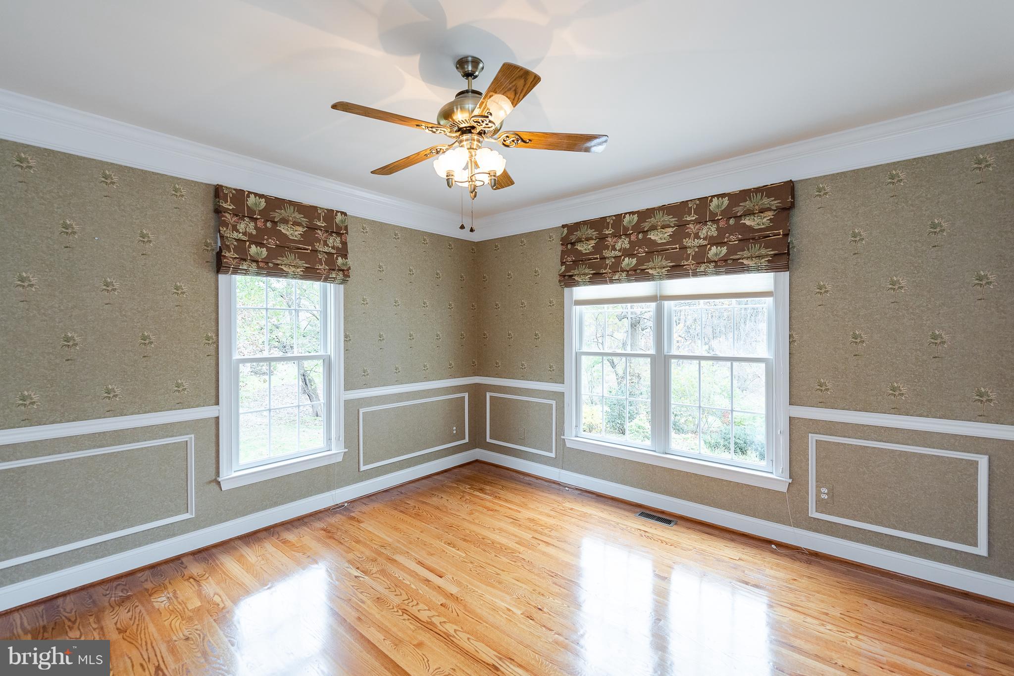 13705 Milbert Ridge Drive Baldwin, MD 21013 - Photo 7 of 64 Living room
