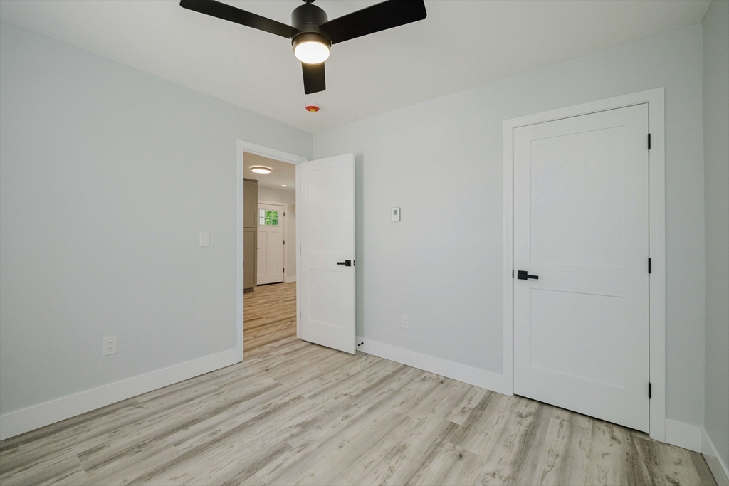172 Nashua Street Fall River, MA 02721 - Photo 16 of 40
