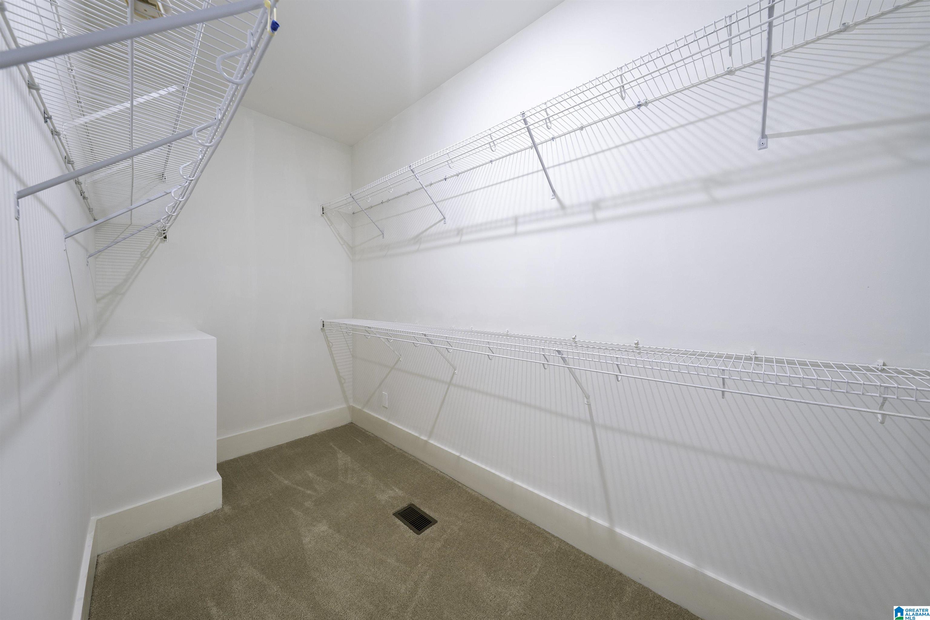 218 Hawthorn Street Birmingham, AL 35242 - Photo 20 of 79