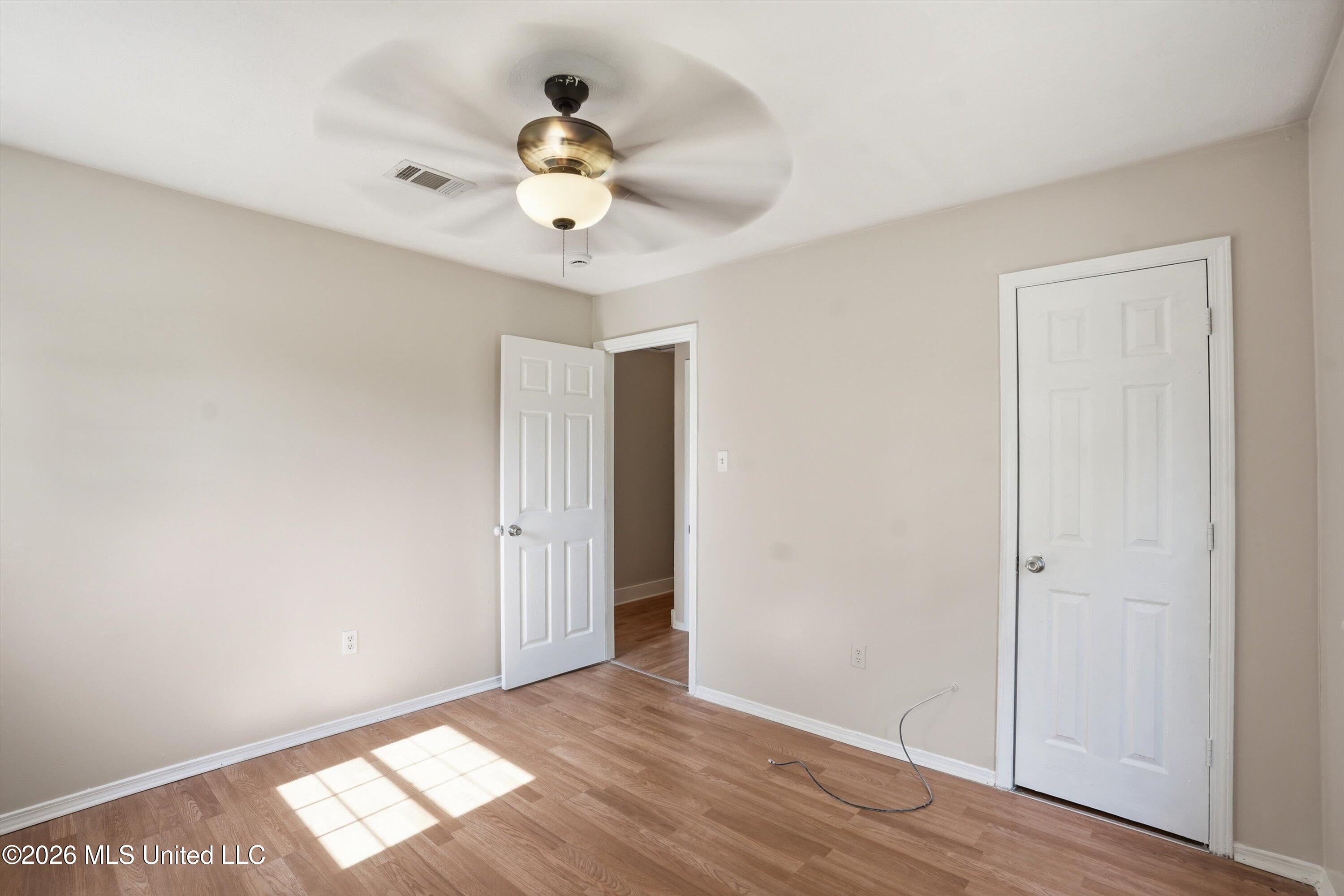 619 West Sunset Drive Brandon, MS 39042 - Photo 23 of 25 23-619_W_Sunset_Dr_022