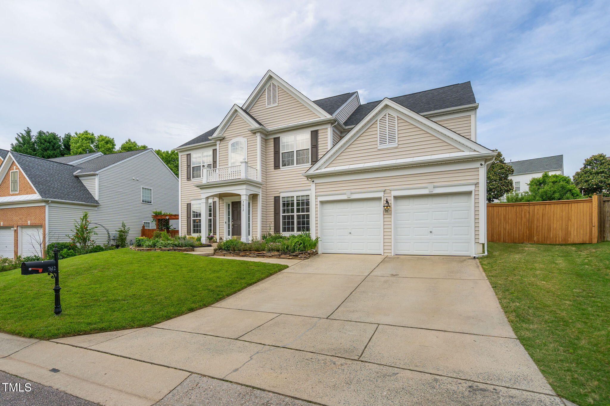 7612 Vista Del Rey Lane Raleigh, NC 27613 - Photo 2 of 73 2-Car Garage and Driveway Parking