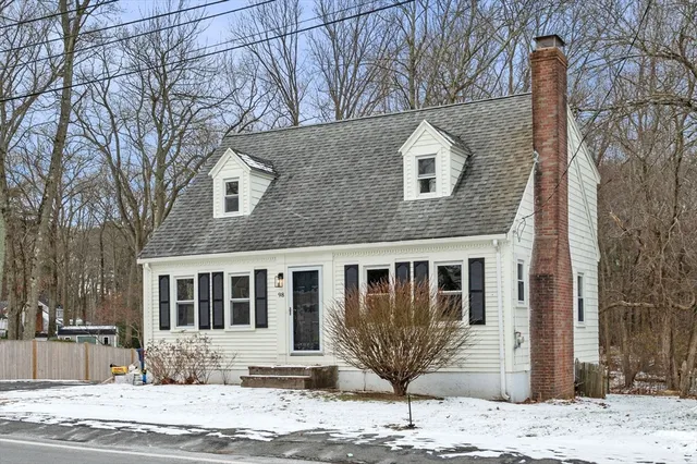 $849,000 | 98 John Carver Road, Reading, MA 01867