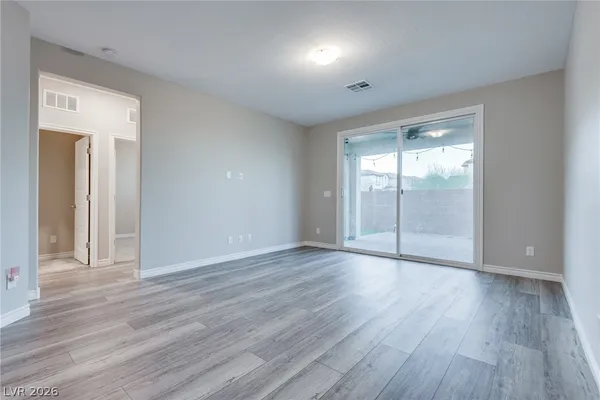 $3,200 | 10764 Maltese Falcon Avenue, Las Vegas, NV 89129