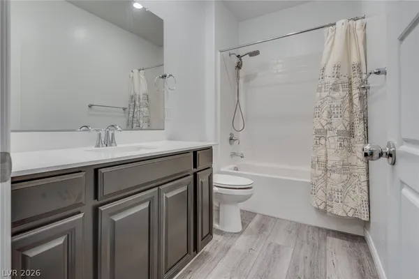 $3,200 | 10764 Maltese Falcon Avenue, Las Vegas, NV 89129