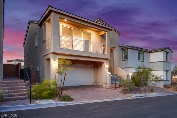 $3,200 | 10764 Maltese Falcon Avenue, Las Vegas, NV 89129