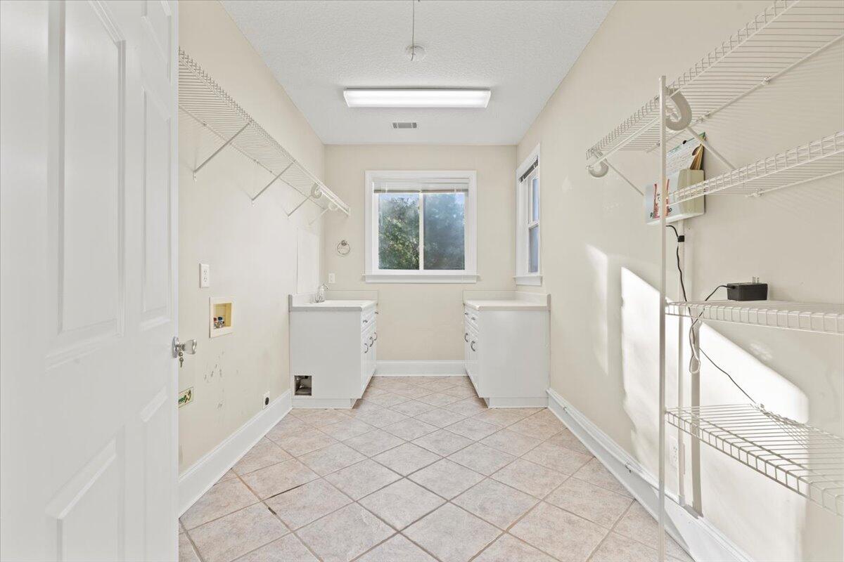 710 West Martintown Road North Augusta, SC 29841 - Photo 16 of 71 15-Laundry Room