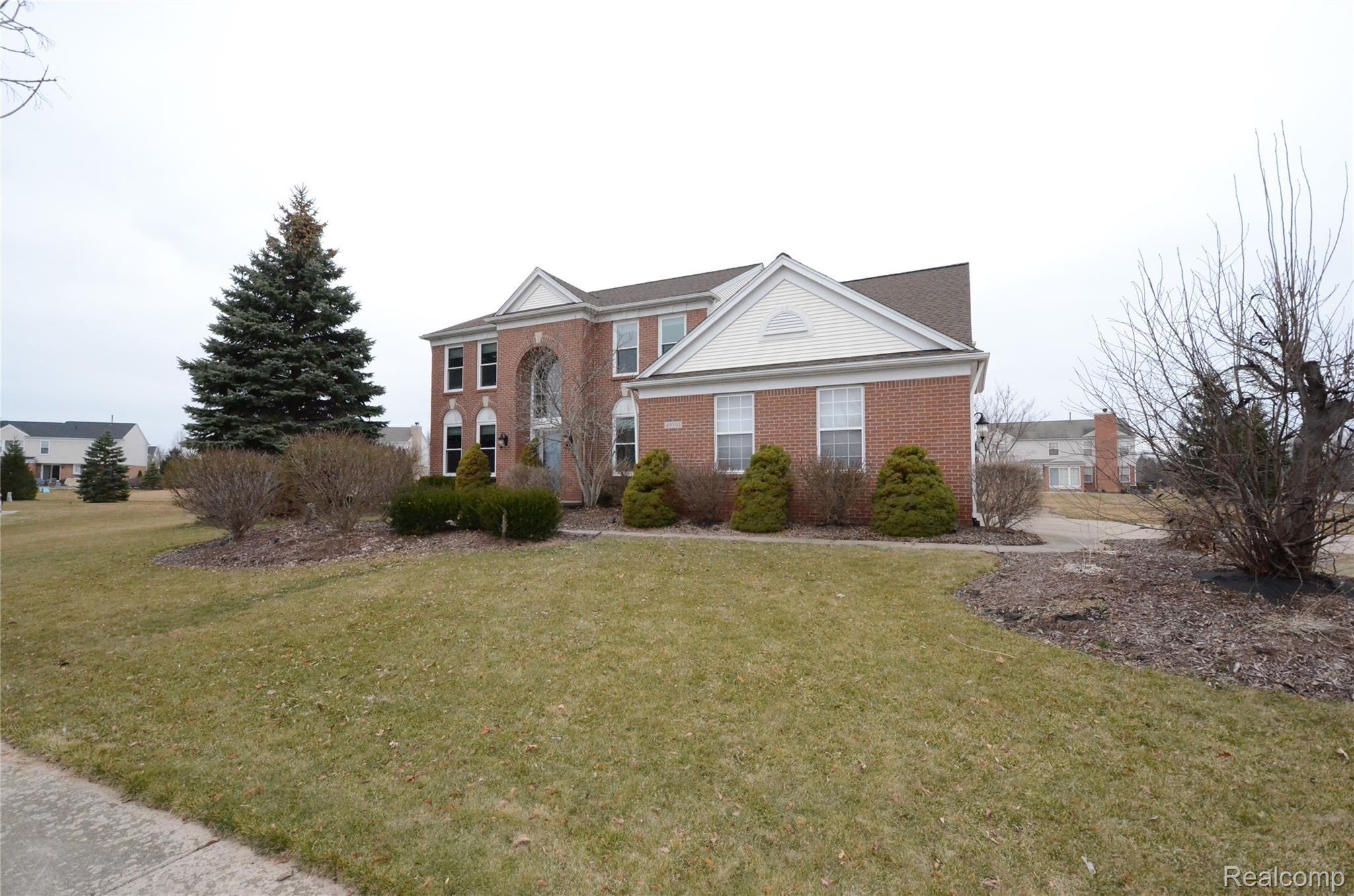 49301 Rockefeller Drive Canton, MI 48188 - Photo 6 of 58 DSC_9957.JPG