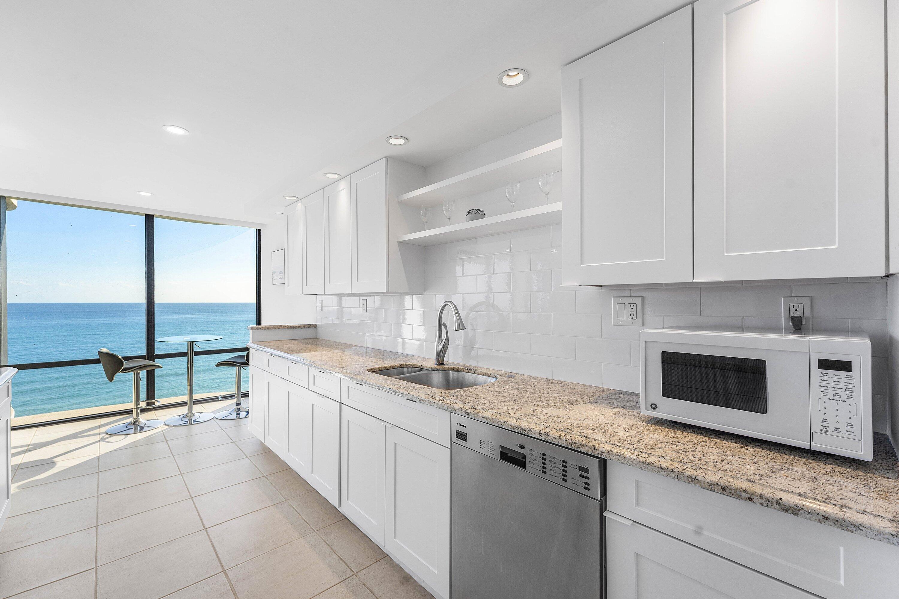 250 South Ocean Boulevard, Unit 4F Boca Raton, FL 33432 - Photo 12 of 44 019-250SouthOceanBoulevard-4F-BocaRaton-