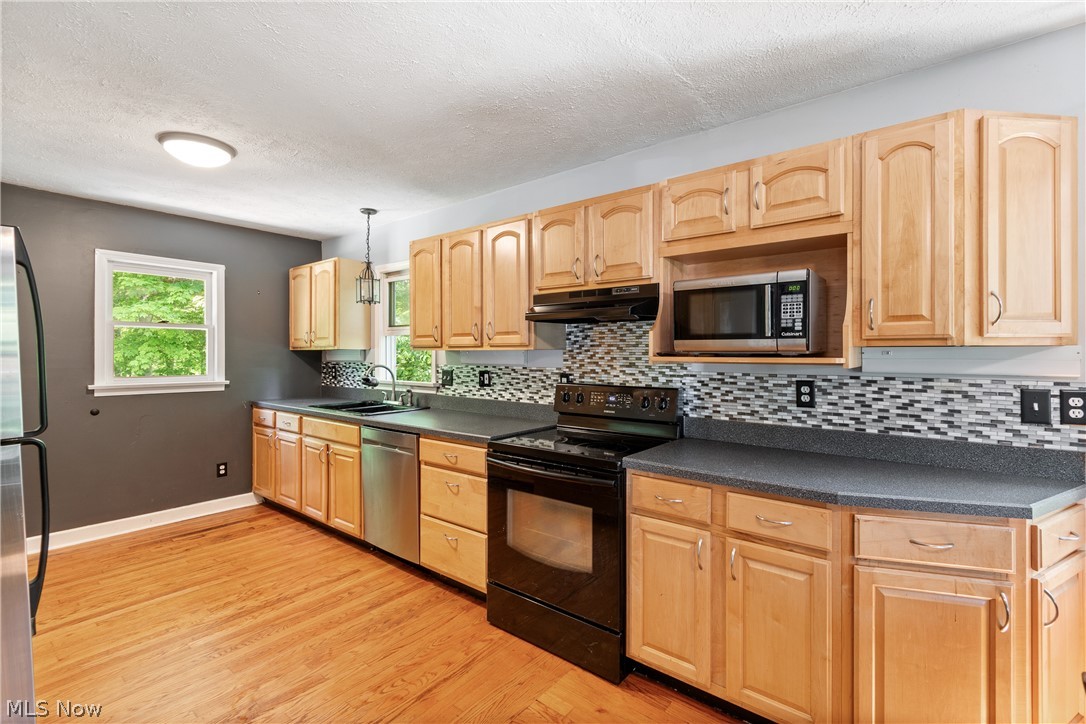 6541 Newton Falls Road Ravenna, OH 44266 - Photo 7 of 31