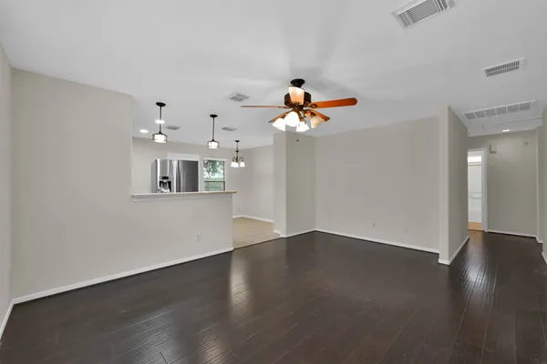 $1,795 | 24011 Pinecreek Point, Spring, TX 77373