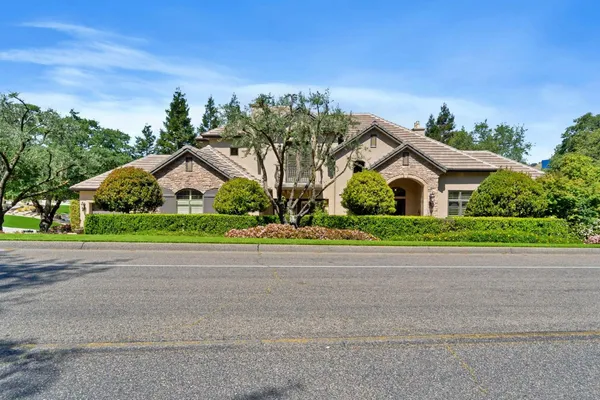 $1,775,000 | 21788 Brighton Crest Drive, Friant, CA 93626