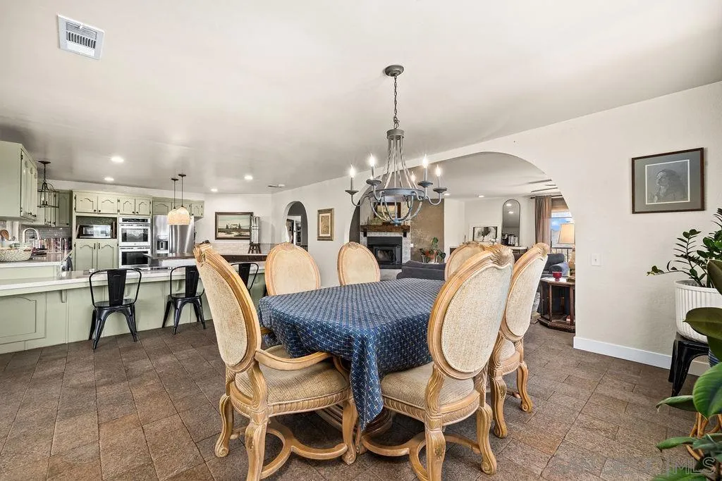 11725 Sierra Rojo Road Valley Center, CA 92082 - Photo 28 of 55 Gallery Image 28