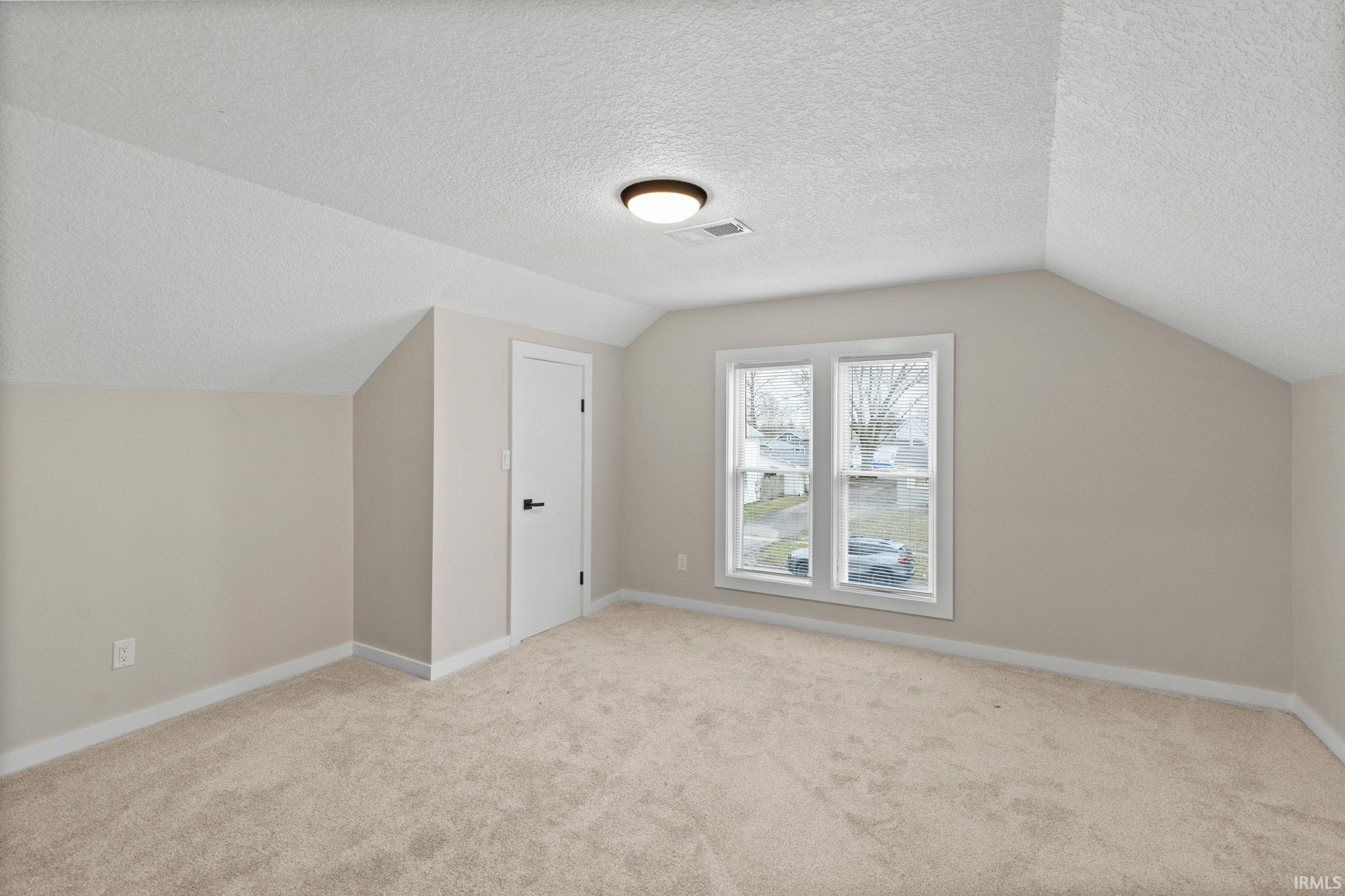 342 West 9th Street Auburn, IN 46706 - Photo 17 of 35
