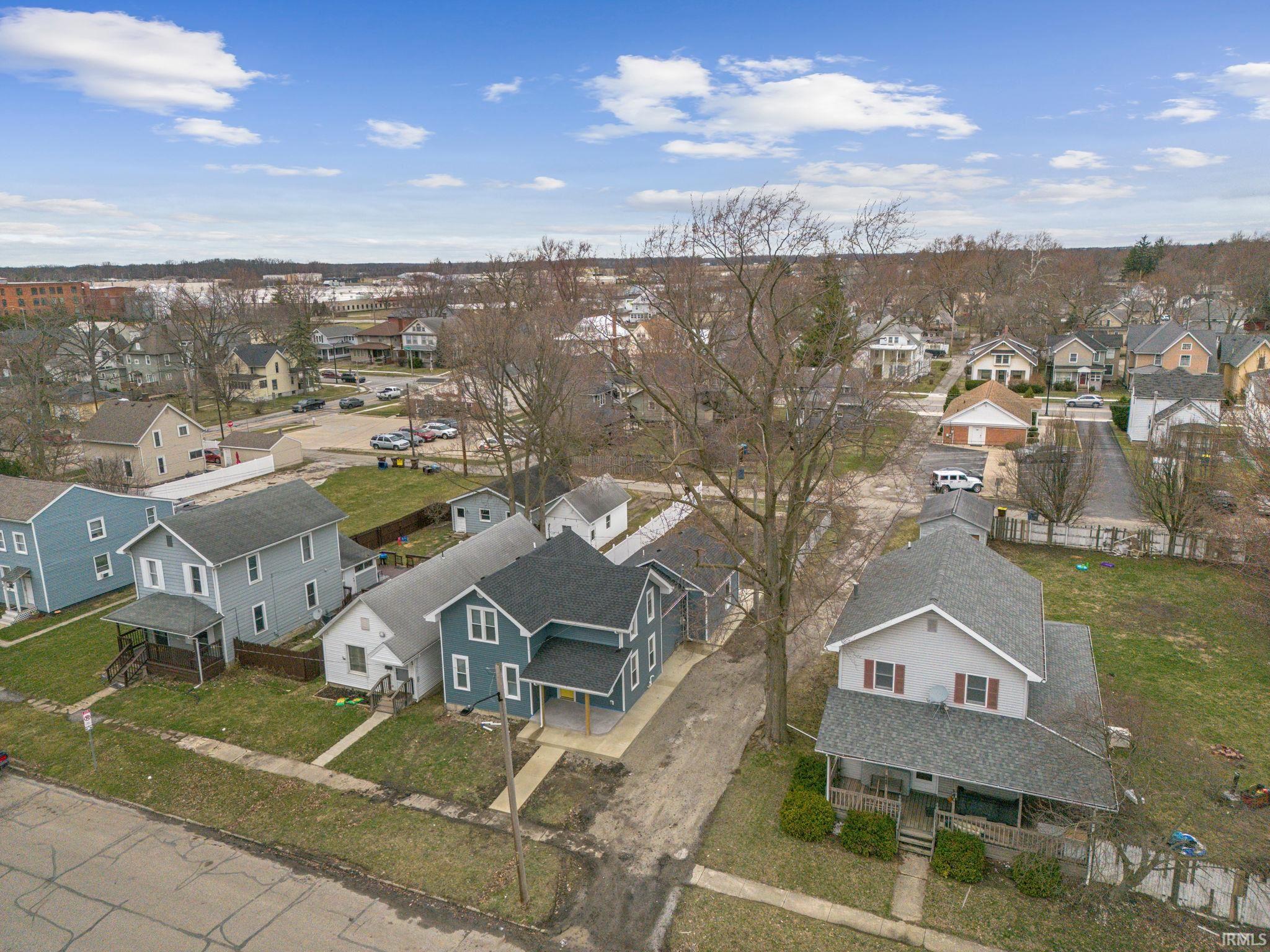 342 West 9th Street Auburn, IN 46706 - Photo 2 of 35