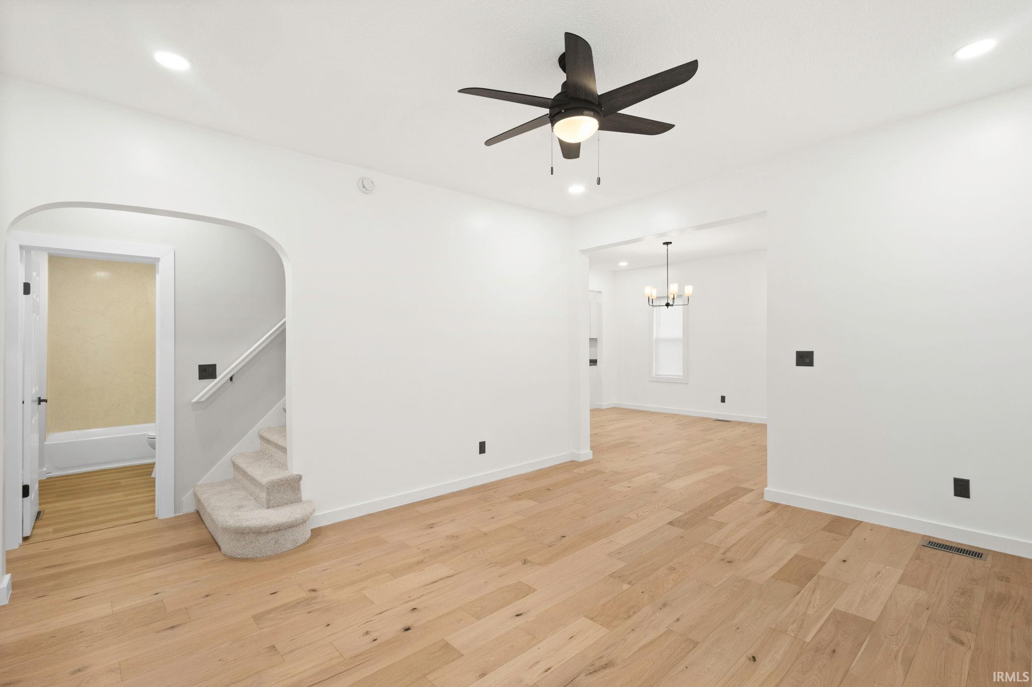 342 West 9th Street Auburn, IN 46706 - Photo 10 of 35