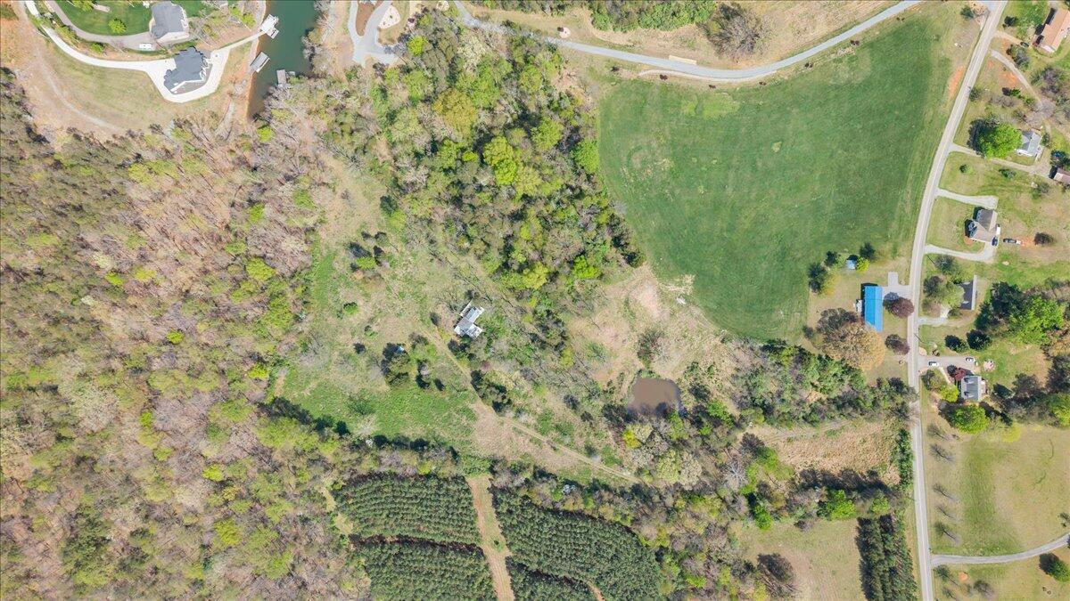 1401 Merriman Way Road Moneta, VA 24121 - Photo 2 of 33 Aerial