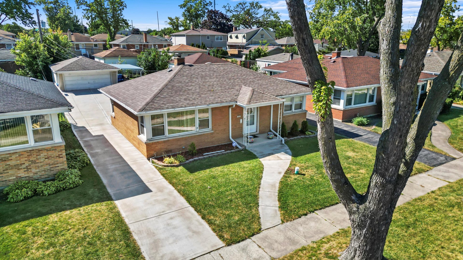 1106 Arthur Avenue Berkeley, IL 60163 - Photo 26 of 28 a aerial view of a house with a yard