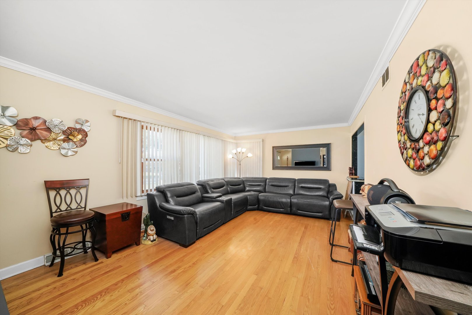 1106 Arthur Avenue Berkeley, IL 60163 - Photo 6 of 28 a living room with furniture and a wooden floor