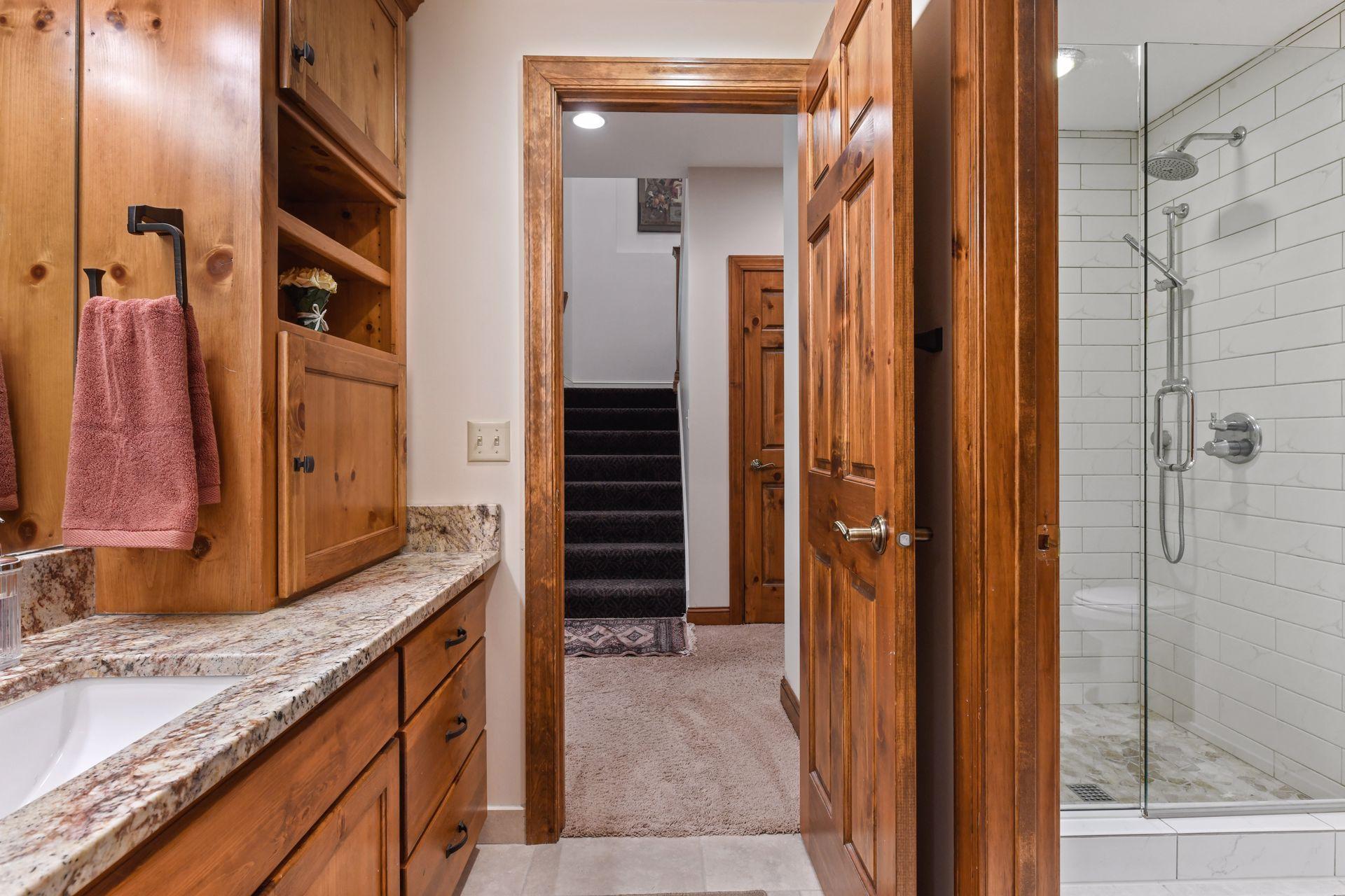 4288 Manor Ct Road Minnetonka, MN 55345 - Photo 29 of 33 Gallery Image 29