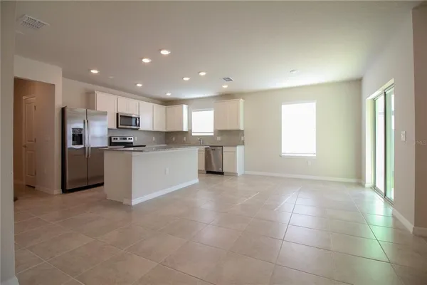 $2,150 | 1063 Michelangelo Lane, Winter Haven, FL 33884