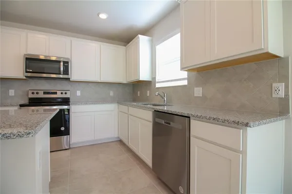 $2,150 | 1063 Michelangelo Lane, Winter Haven, FL 33884