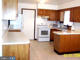 571 Pinehurst Road Cream Ridge, NJ 08514 - Photo 6 of 6