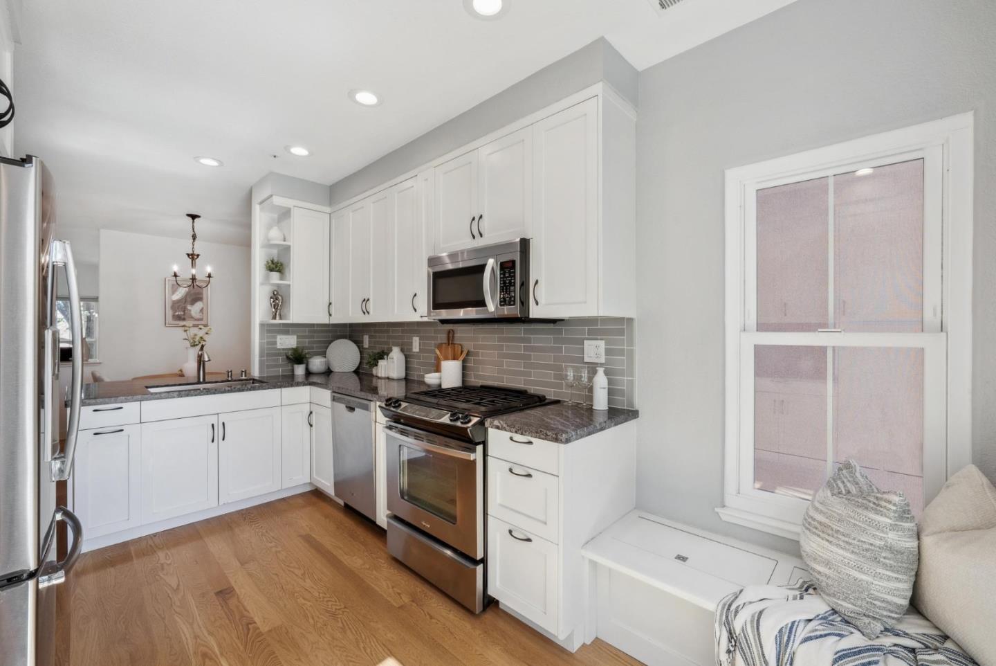 139 Pacchetti Way Mountain View, CA 94040 - Photo 13 of 33