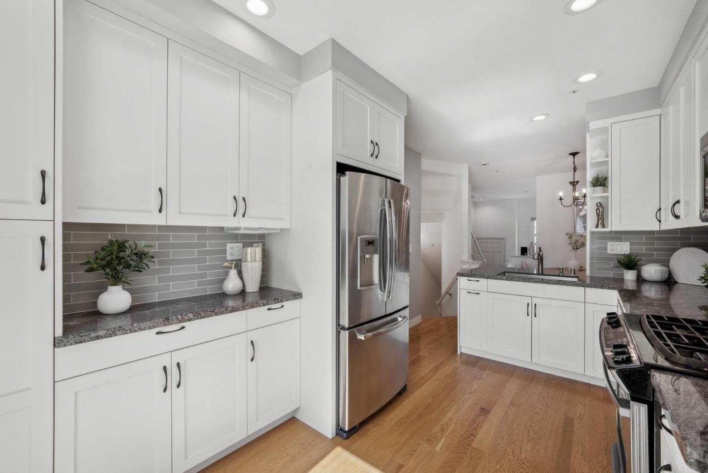 139 Pacchetti Way Mountain View, CA 94040 - Photo 15 of 33