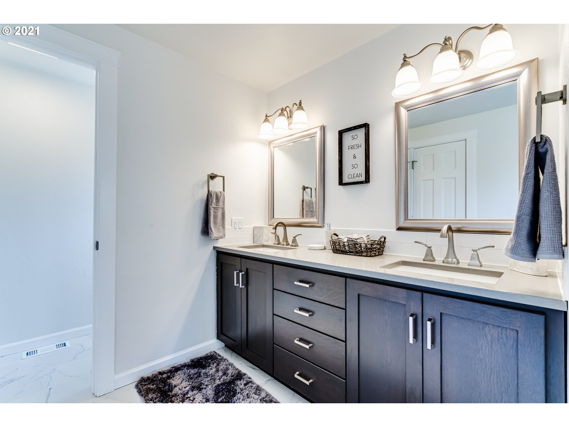 2022 Floral Hill Drive Eugene, OR 97403 - Photo 19 of 32