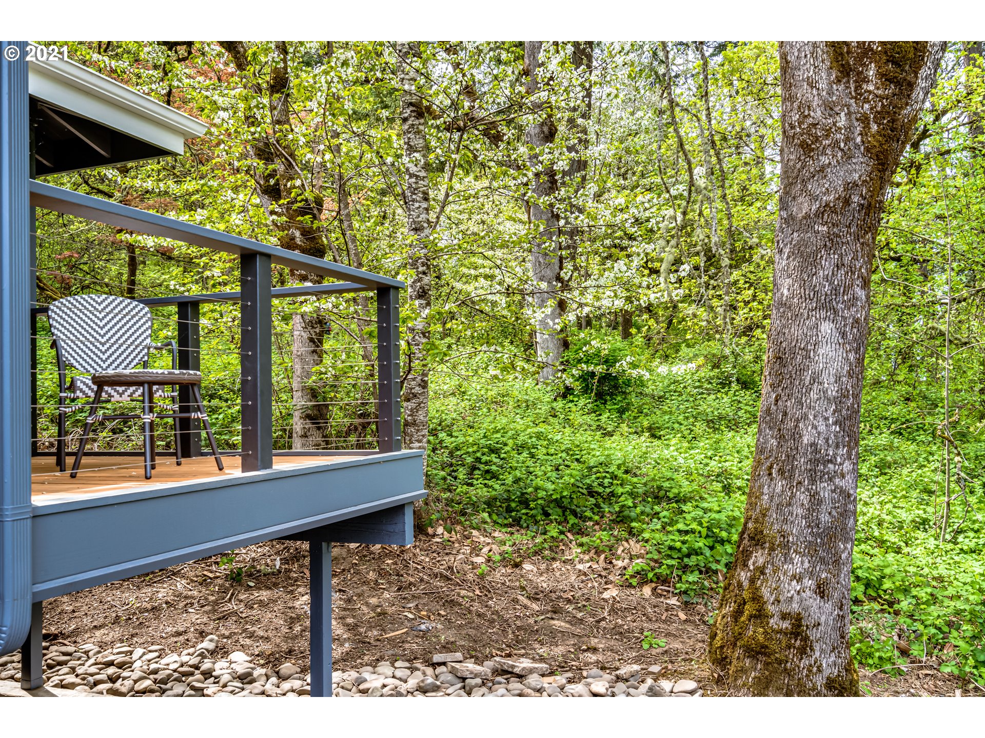 2022 Floral Hill Drive Eugene, OR 97403 - Photo 29 of 32