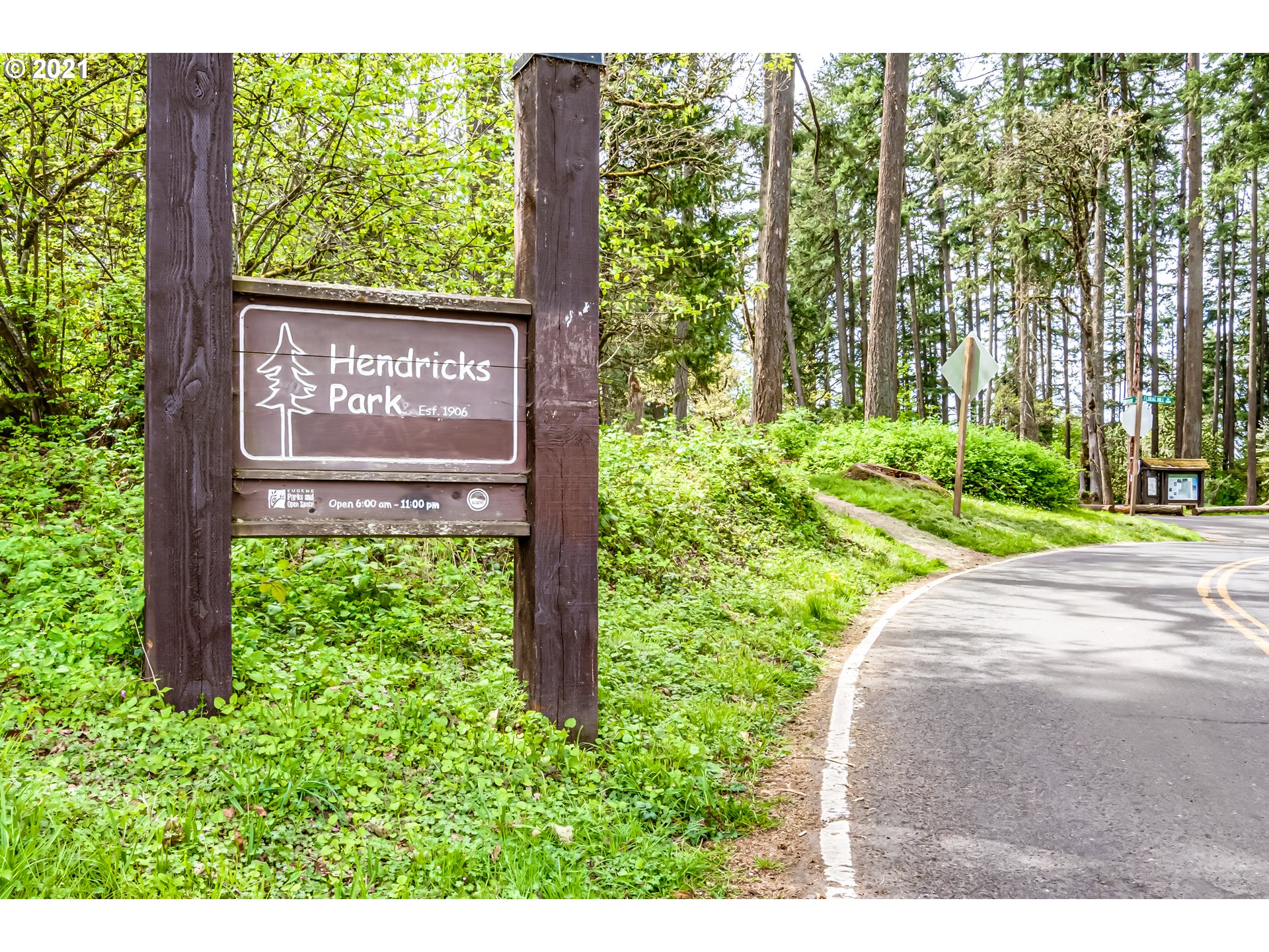 2022 Floral Hill Drive Eugene, OR 97403 - Photo 30 of 32