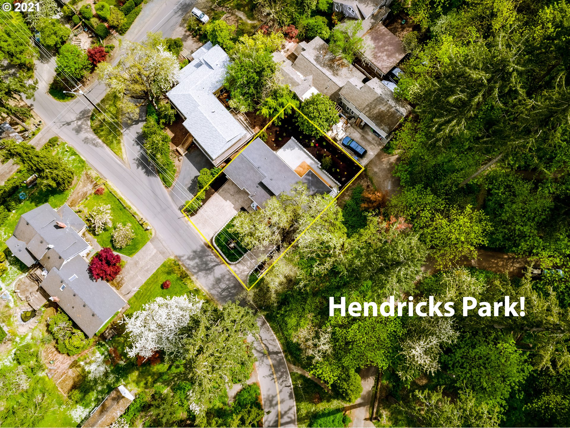 2022 Floral Hill Drive Eugene, OR 97403 - Photo 31 of 32