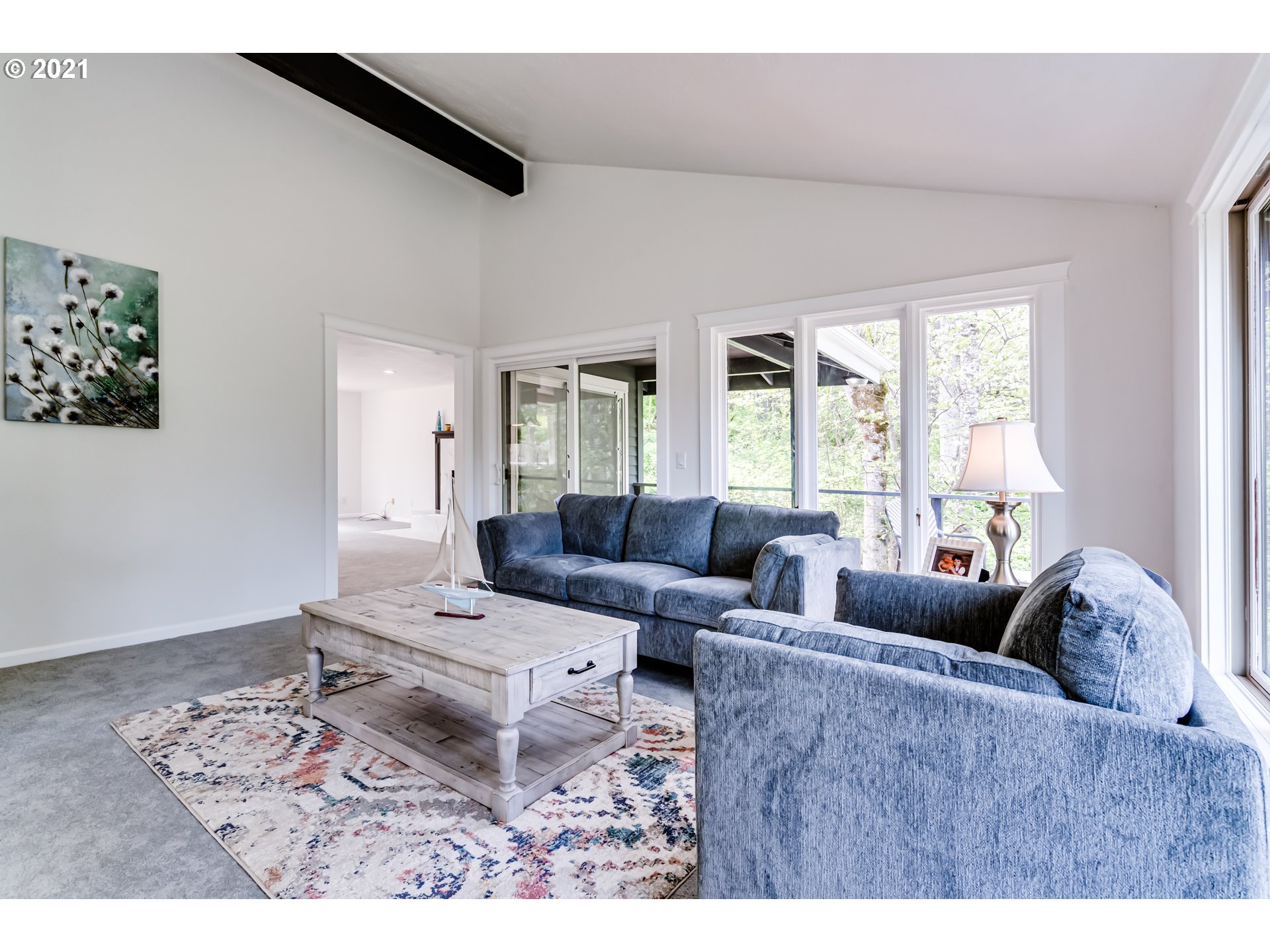 2022 Floral Hill Drive Eugene, OR 97403 - Photo 8 of 32