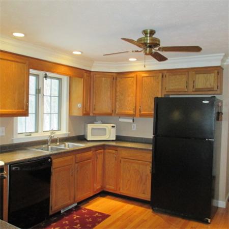 33 Stonegate Road, Unit 17 Chelmsford, MA 01824 - Photo 8 of 23