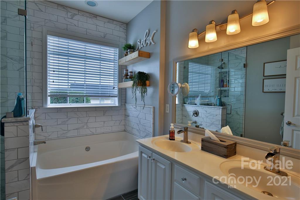 71 West Hiawassee Road Fletcher, NC 28732 - Photo 13 of 19 Gallery Image 13