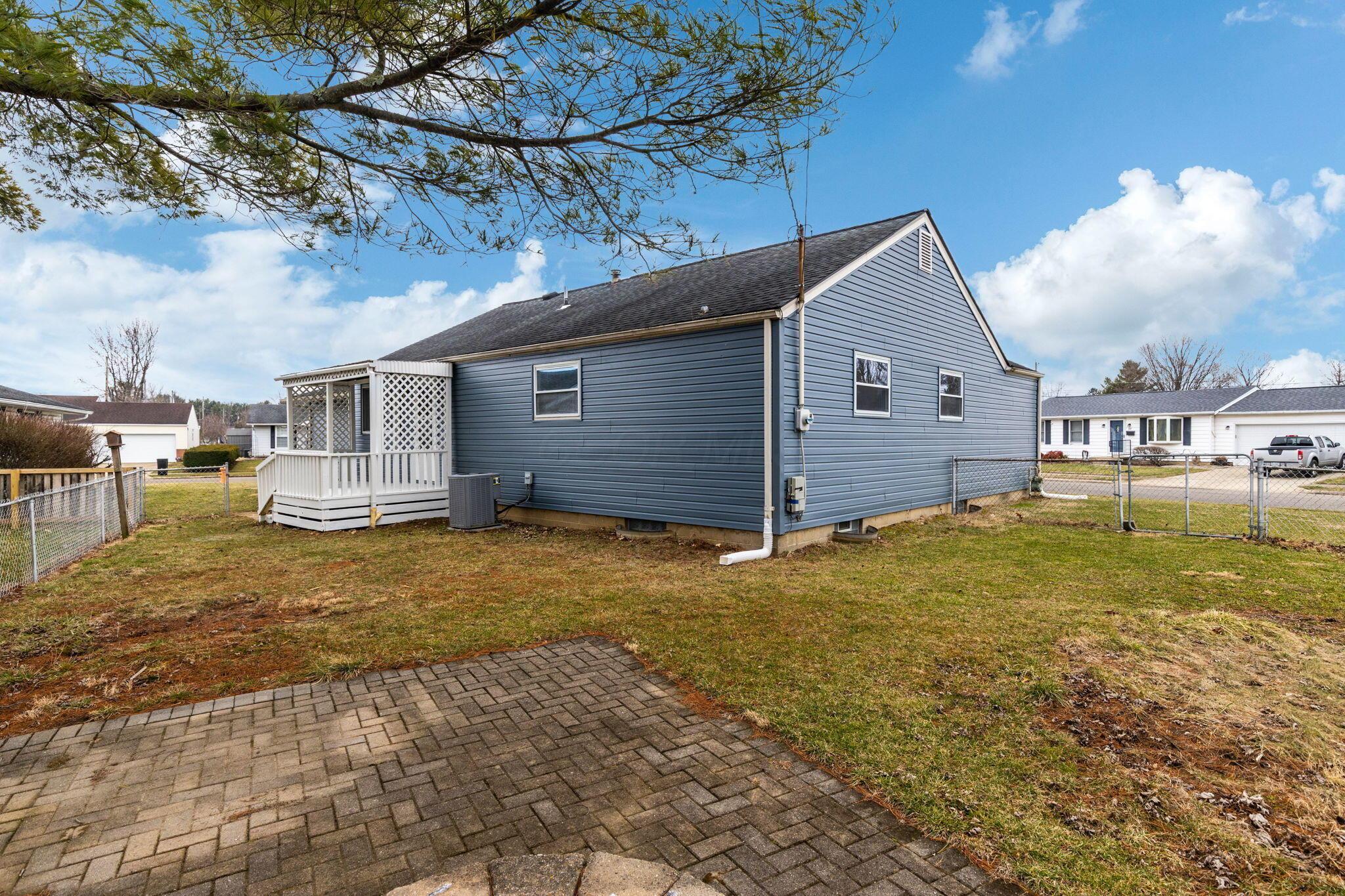 586 Mowrer Road Circleville, OH 43113 - Photo 7 of 39 2026-2-19 586 Mowrer Rd 009